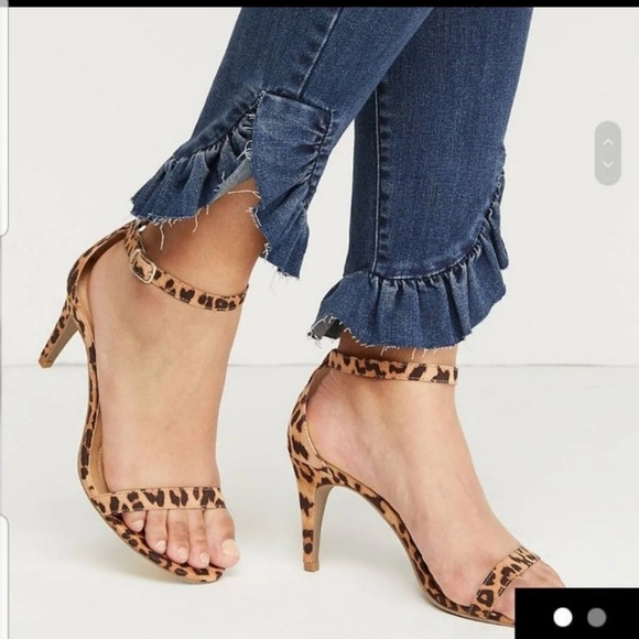 Leopard Strap Ankle High Heels - Picture 4 of 4